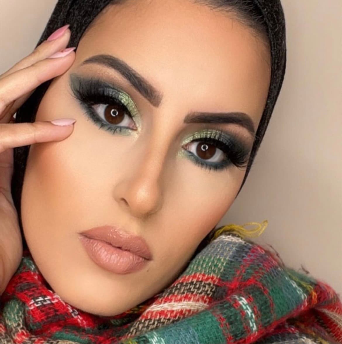 Maryam's Makeup Room cover image