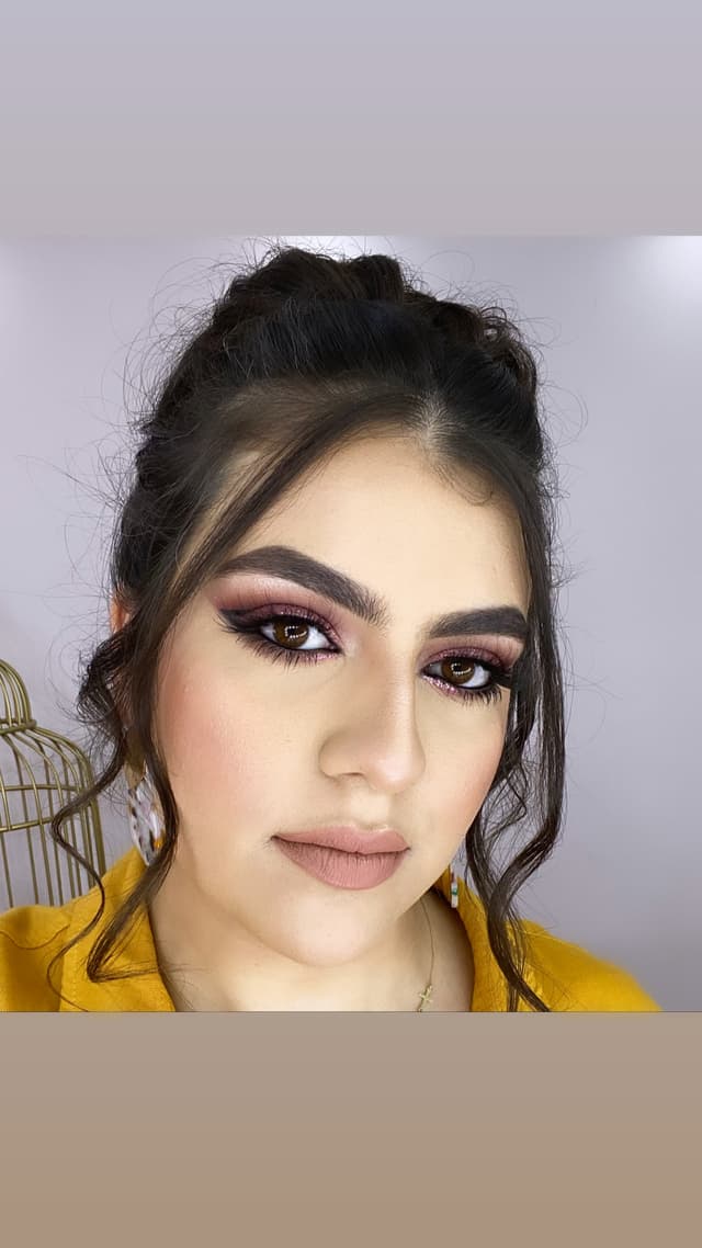 Scarlett Beauty logo