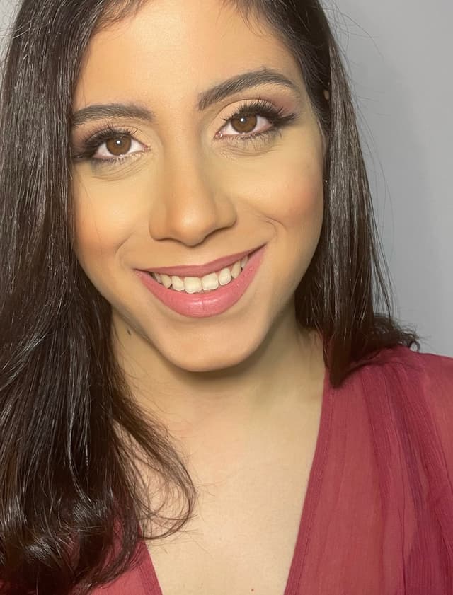 مروة رزق ميك اب logo